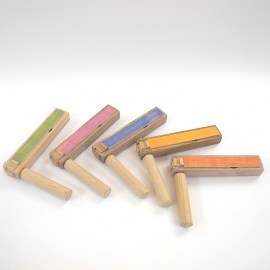 Rassel / Holzratsche, 15 cm, farbig lasiert, 1 Stück